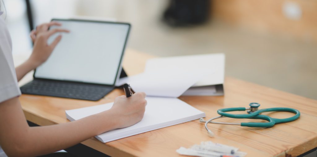 Woman writing a LinkedIn thank you message